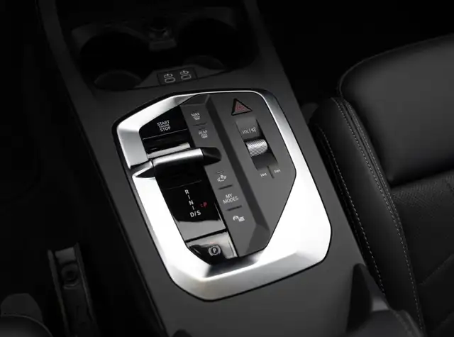 BMW 1 Series view 7