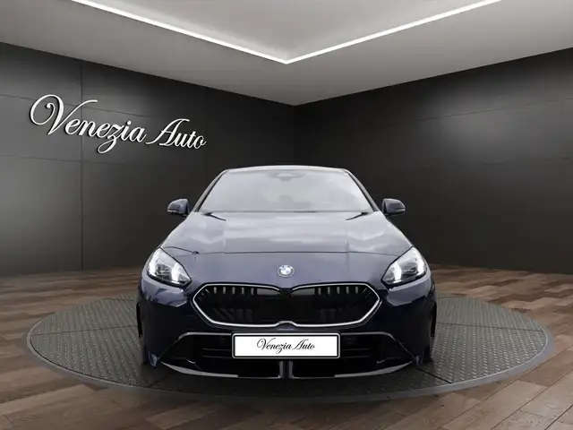 BMW 1 Series view 2