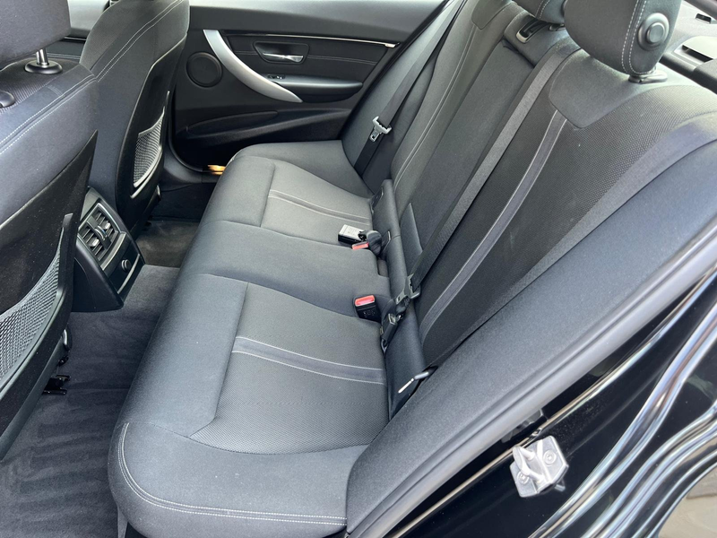BMW 318 318 d +LED +  Sportsitze + Navi +  Service Voll + — photo 14