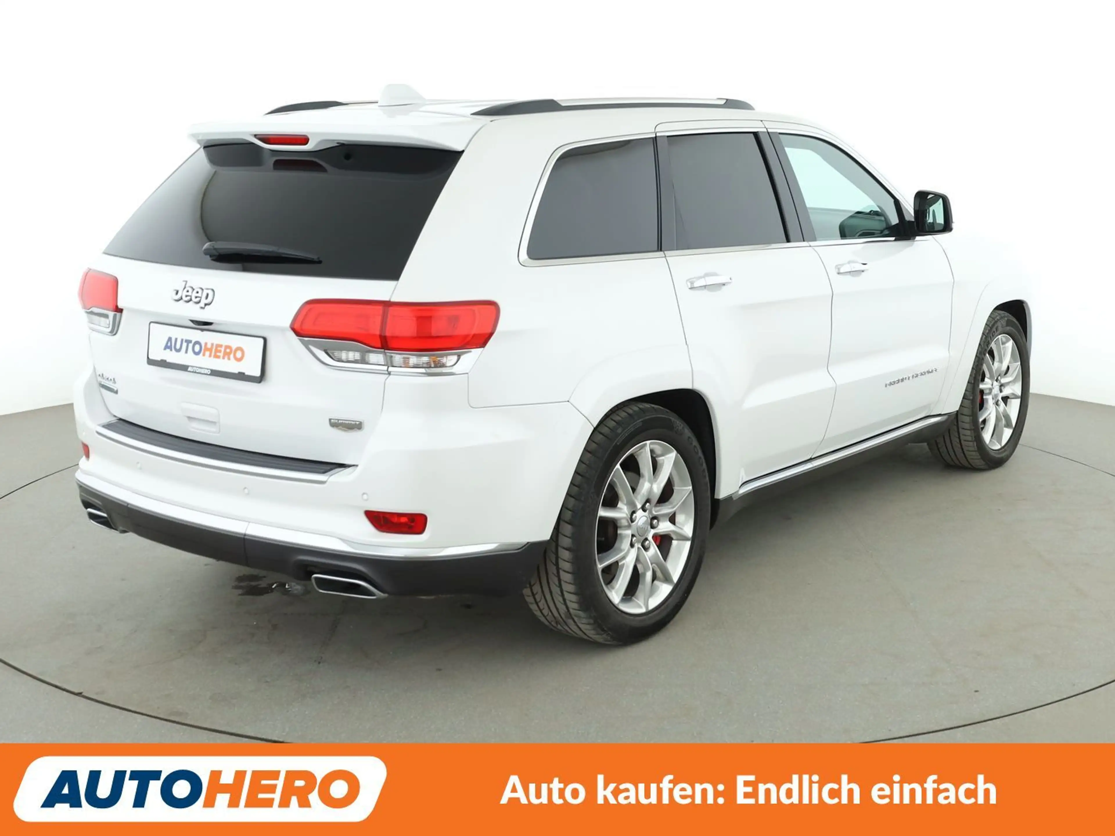 Jeep Grand Cherokee 3.0 CRD Summit Aut.*CAM*ACC*NAVI*PDC*SHZ* — photo 6