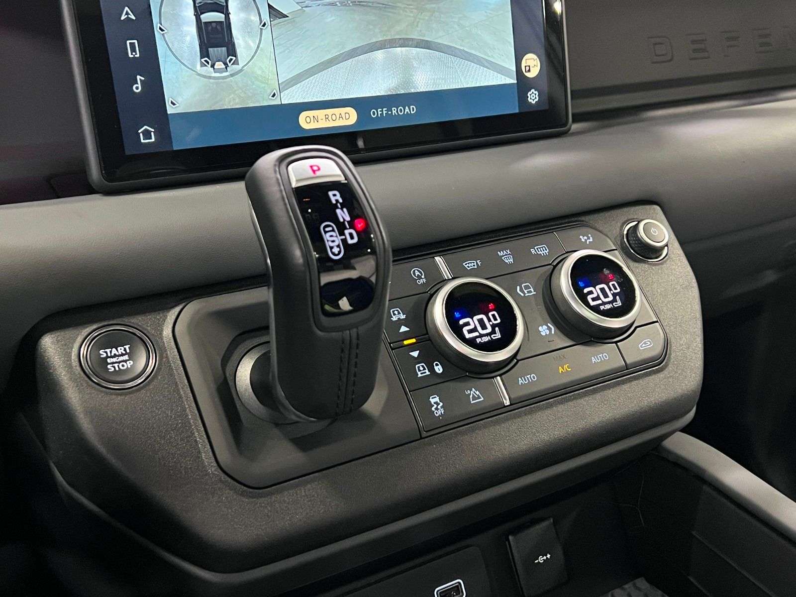 2023 Land Rover Defender X-Dynamic SE thumb 19