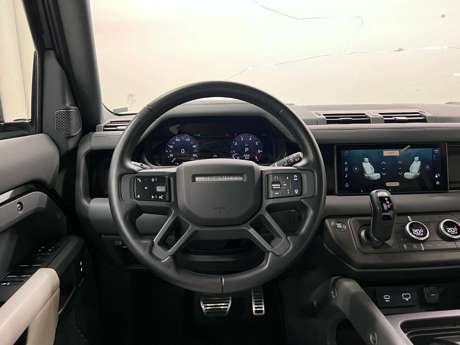 2023 Land Rover Defender X-Dynamic SE thumb 16