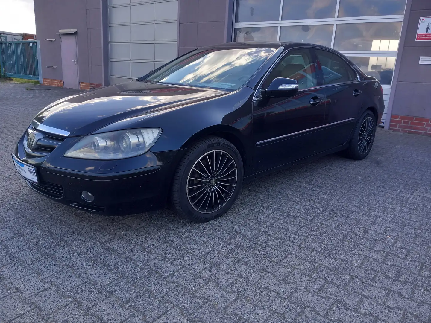 Honda Legend Legend 3,5 V6 Basis Schwarz - 2