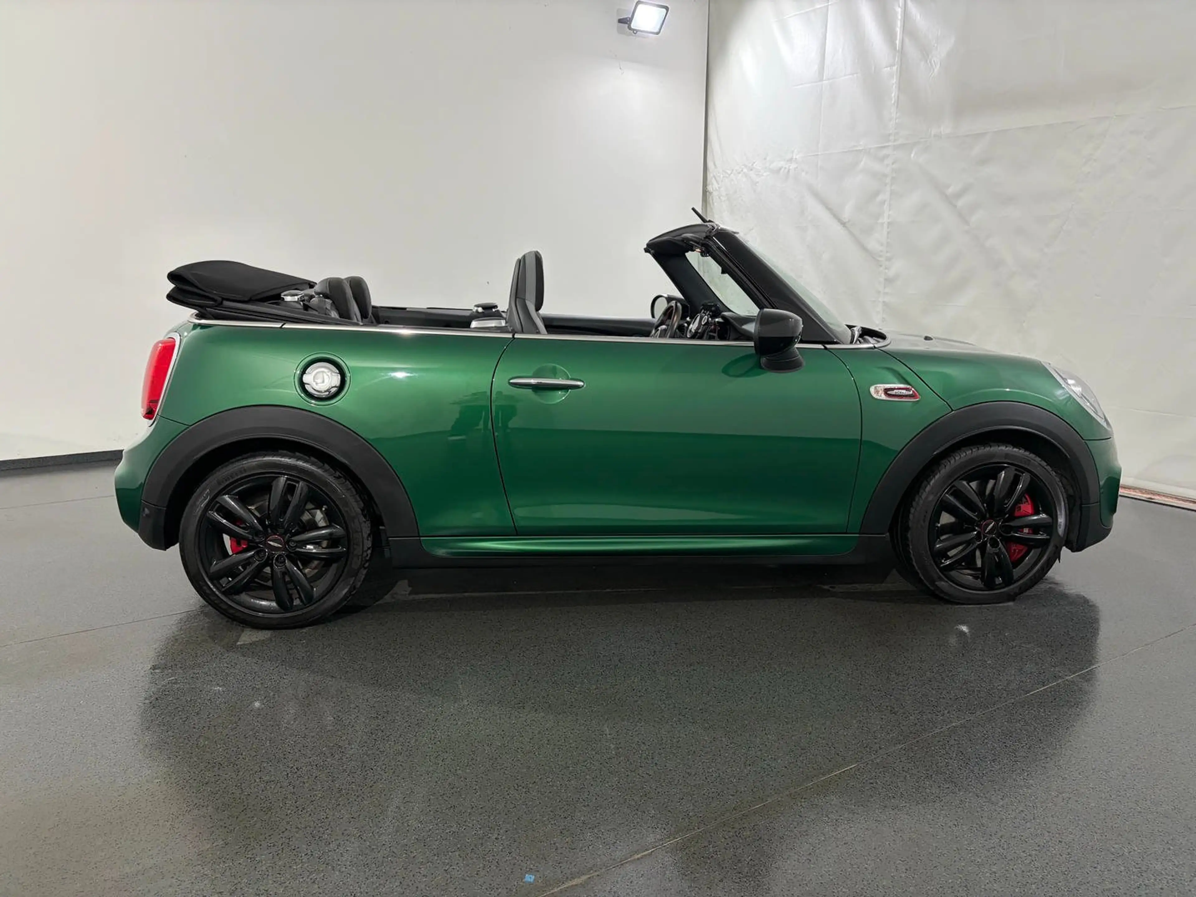 MINI John Cooper Works Cabrio MINI John Cooper Works Cabrio Aut. — photo 9