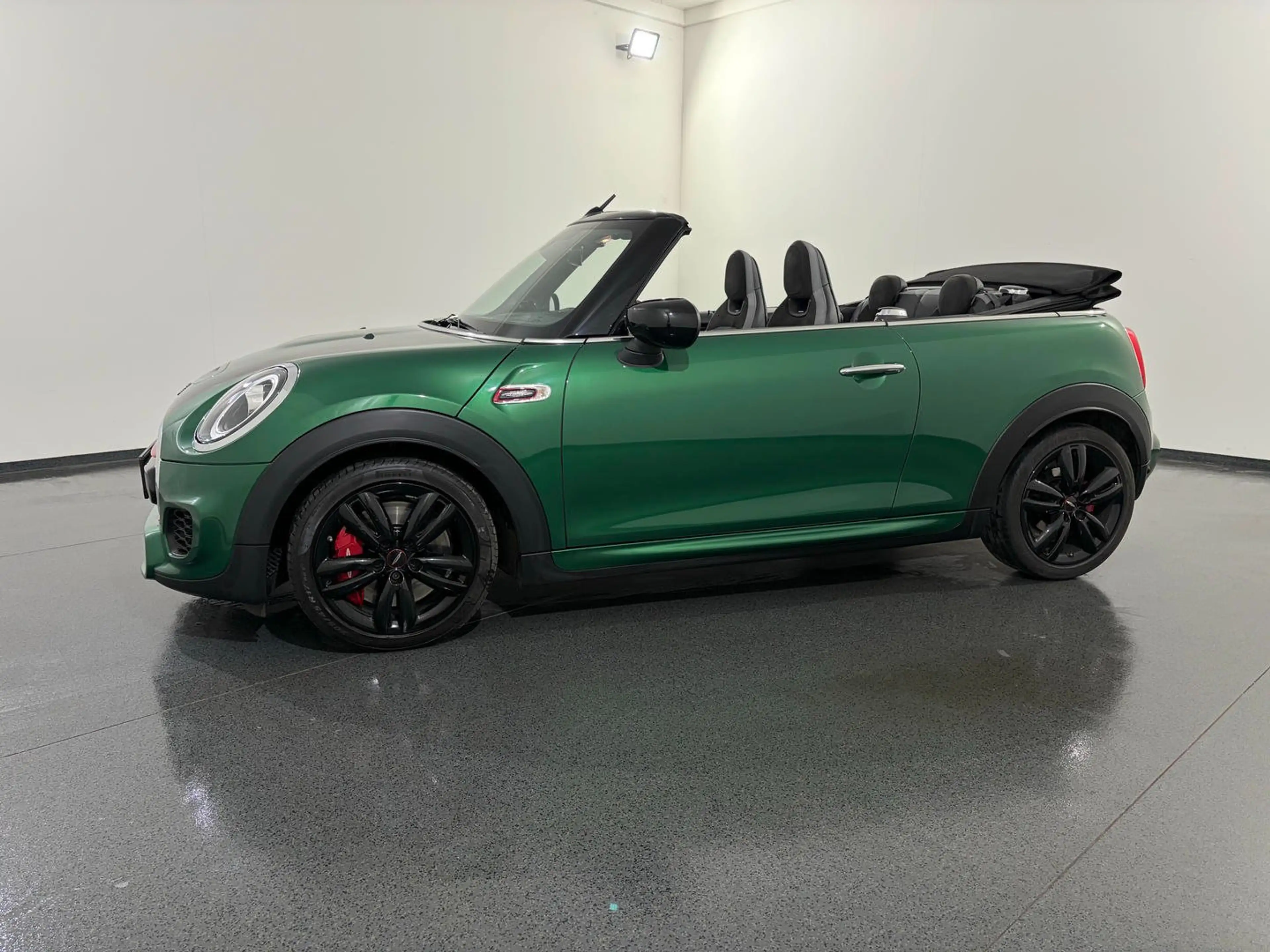 MINI John Cooper Works Cabrio MINI John Cooper Works Cabrio Aut. — photo 7