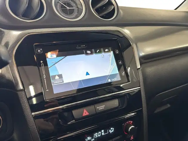 Suzuki Vitara view 12