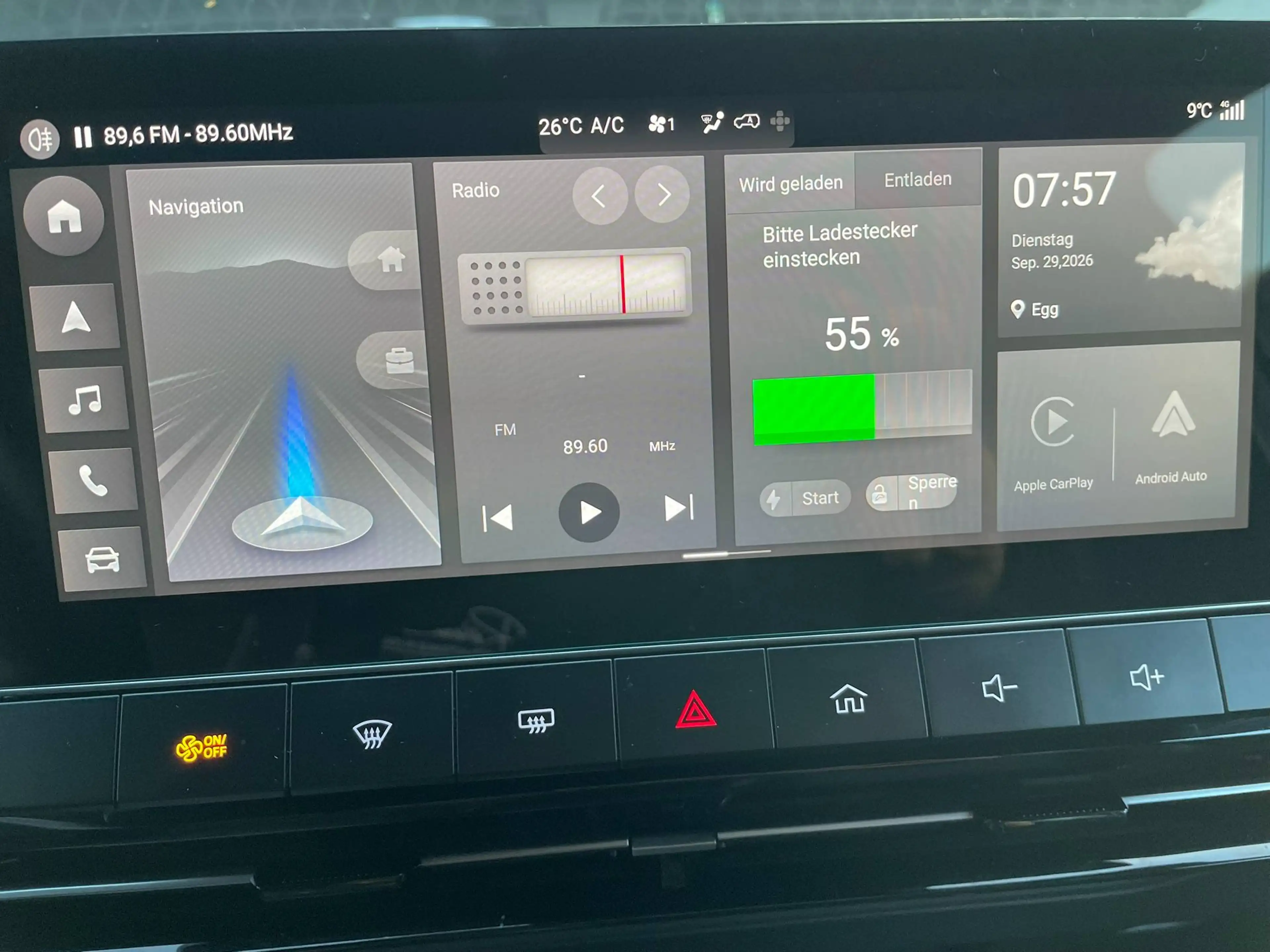 MG MG4 MG4 EV 64 kWh Luxury — photo 15