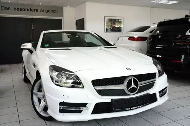 Mercedes-Benz SLK 200 AMG Line - 11.063 KM - NAVI