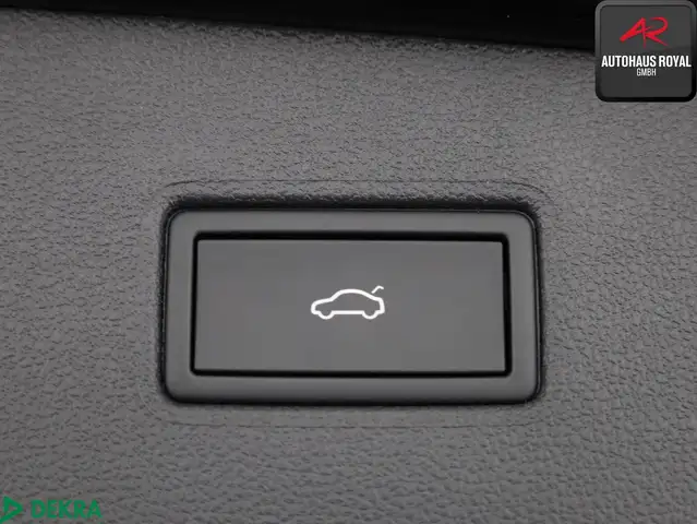 Volkswagen Tiguan Allspace view 24