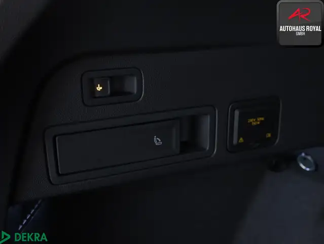Volkswagen Tiguan Allspace view 25