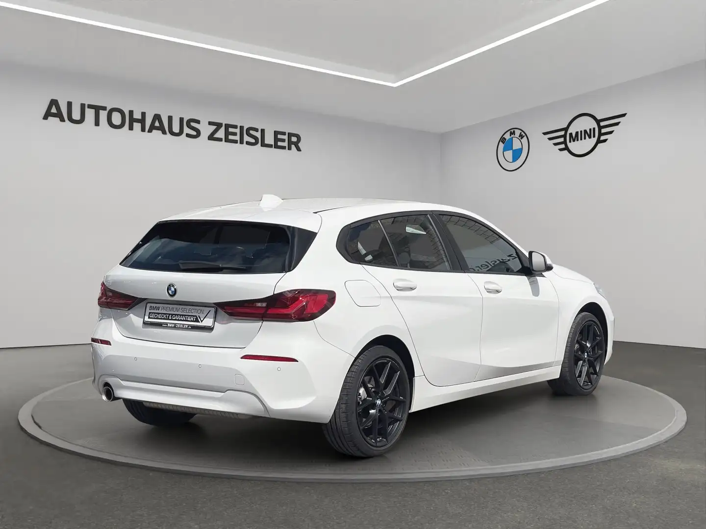 BMW 118 i 18´LM Navi PDC Tempomat DAB Weiß - 2