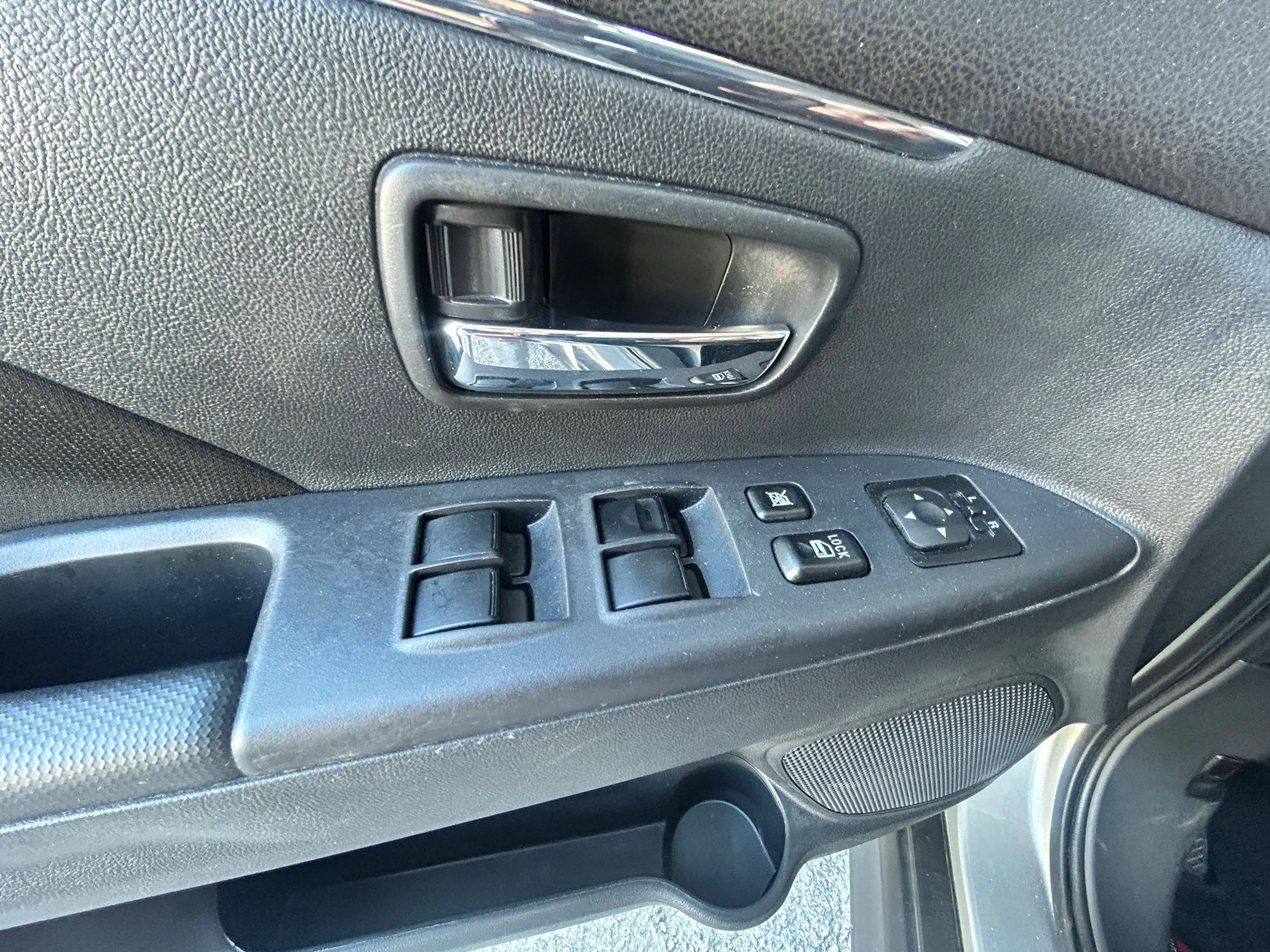 Mitsubishi ASX 2.0 150PS 1-Jahre Garantie Klima Carplay Navi Rückfahrkamera — photo 11