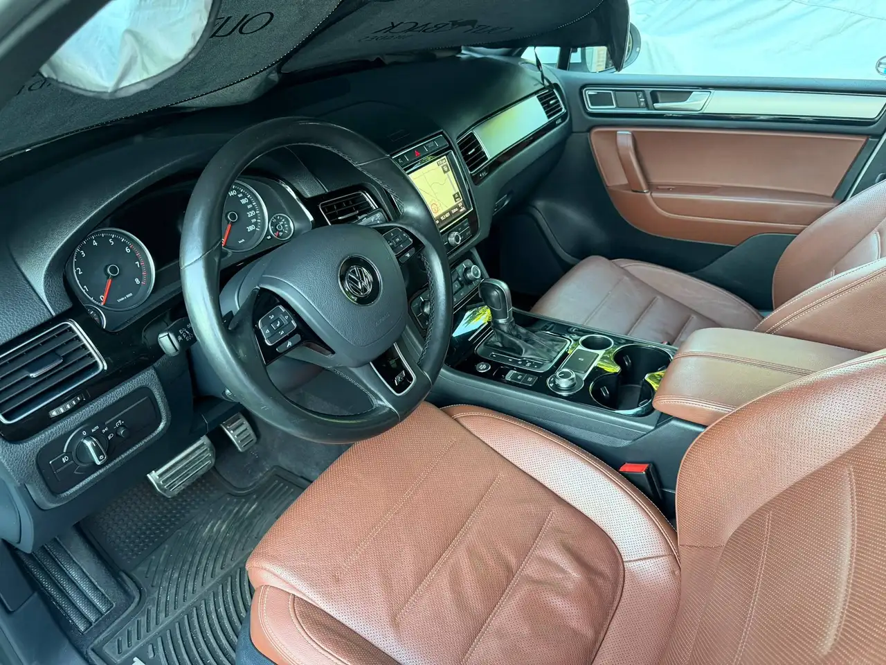 Volkswagen Touareg снимка Volkswagen Touareg