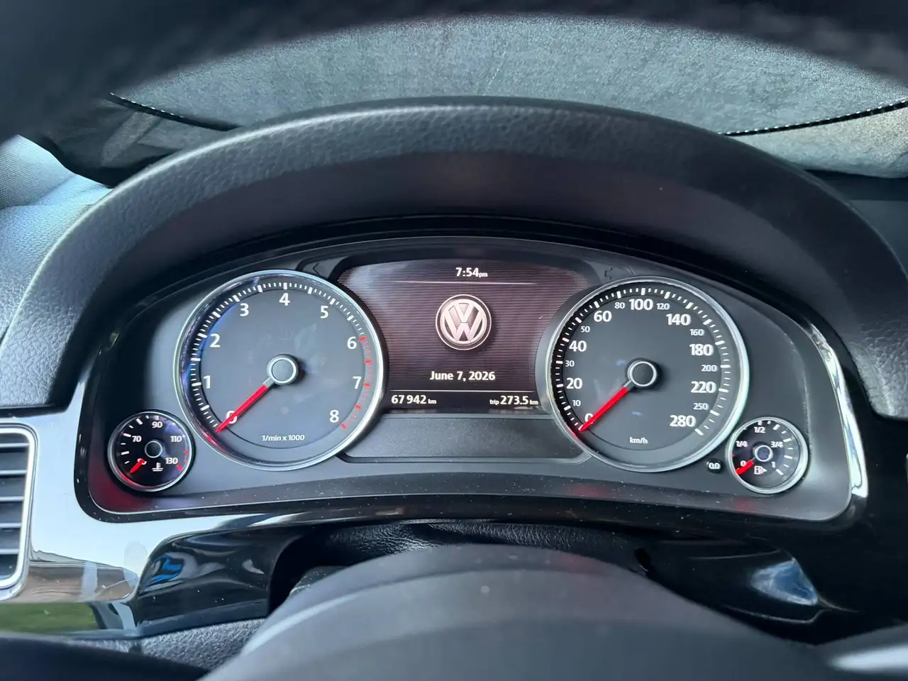 Volkswagen Touareg снимка Volkswagen Touareg