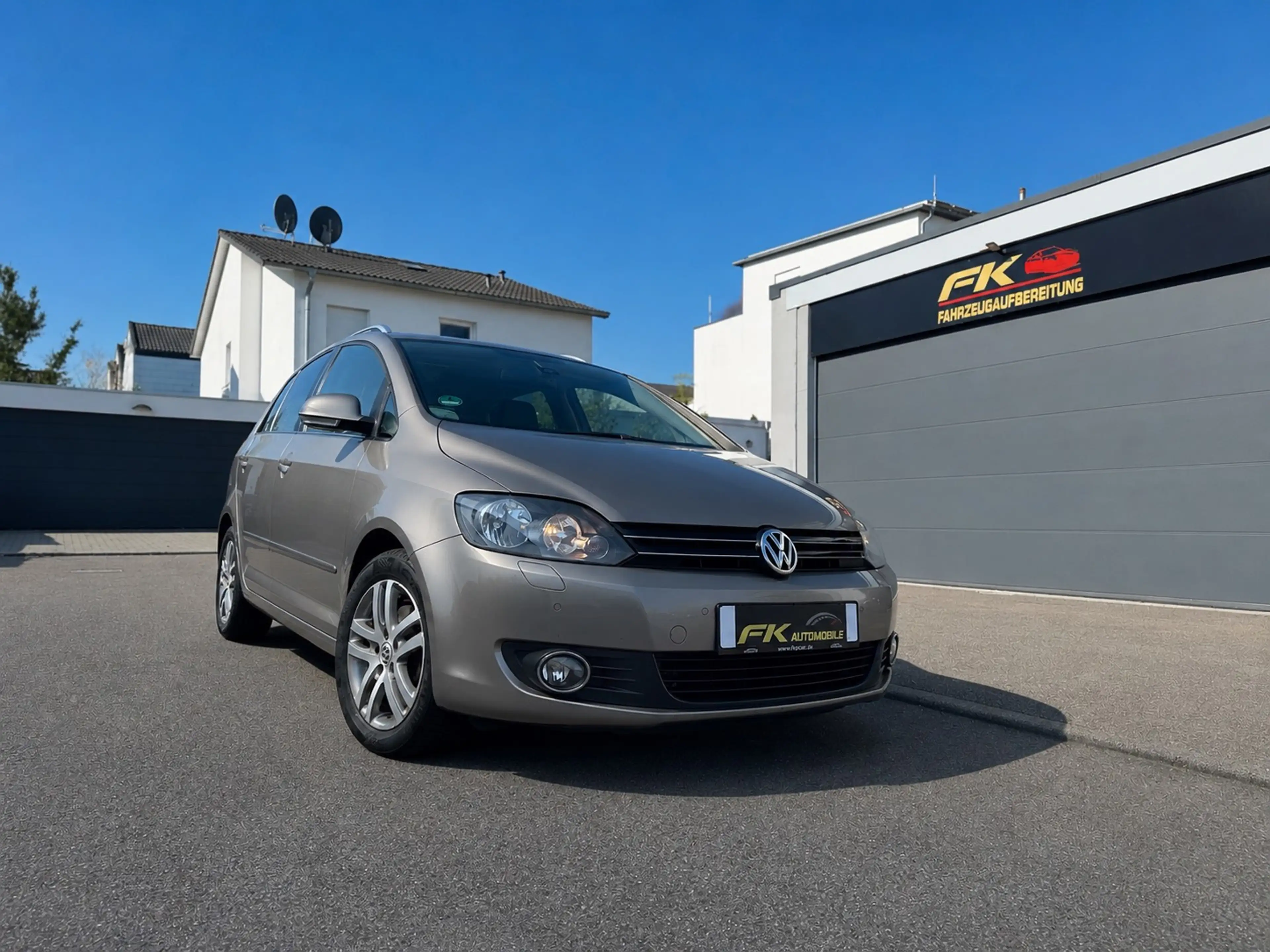 Volkswagen Golf Plus Golf VI Plus 1.4 TSI DSG AHK/Sitzh/Steuerkette neu — photo 3