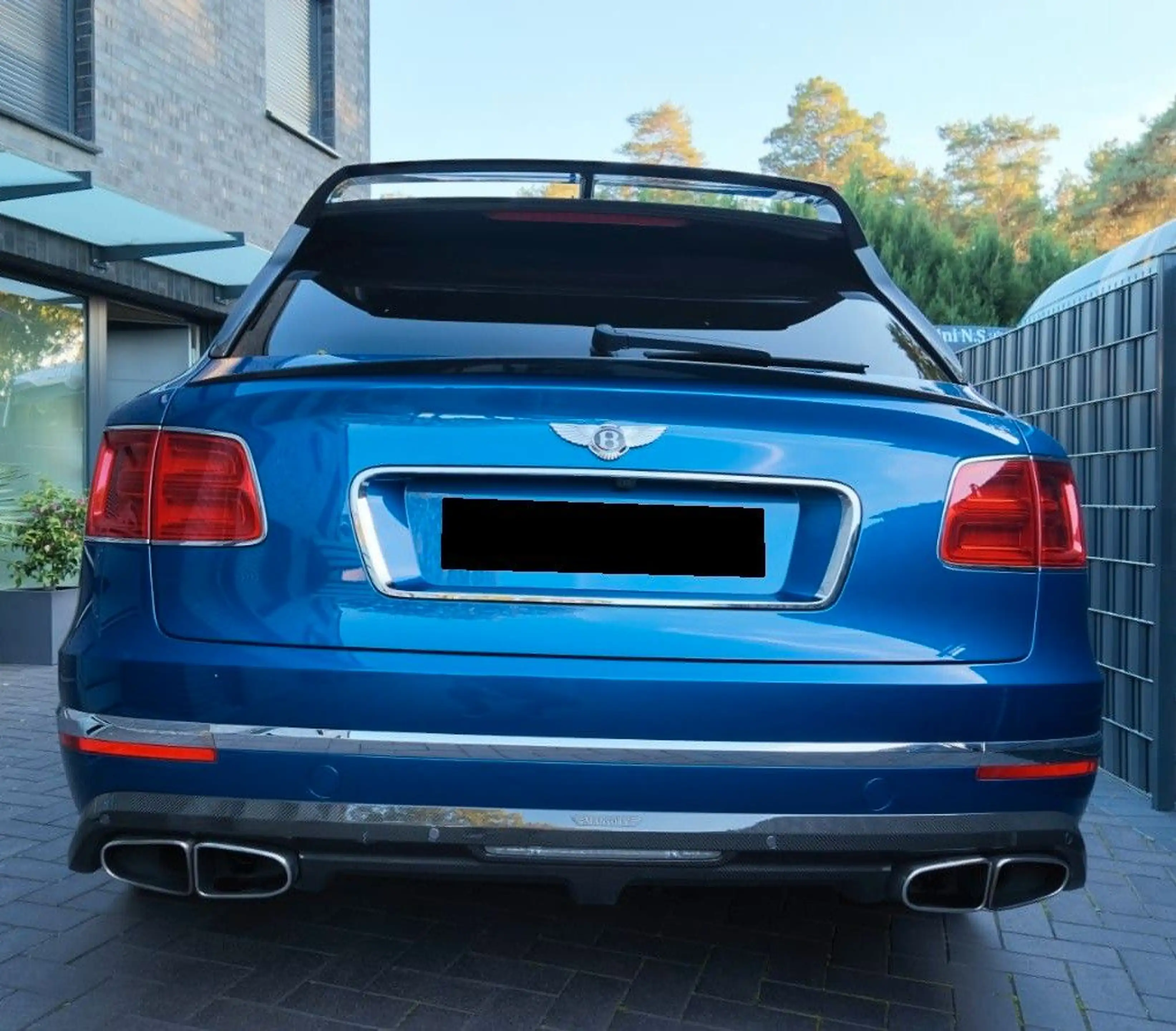 Bentley Bentayga 6.0T W12 ""MANSORY"" Komplett Carbon — photo 14