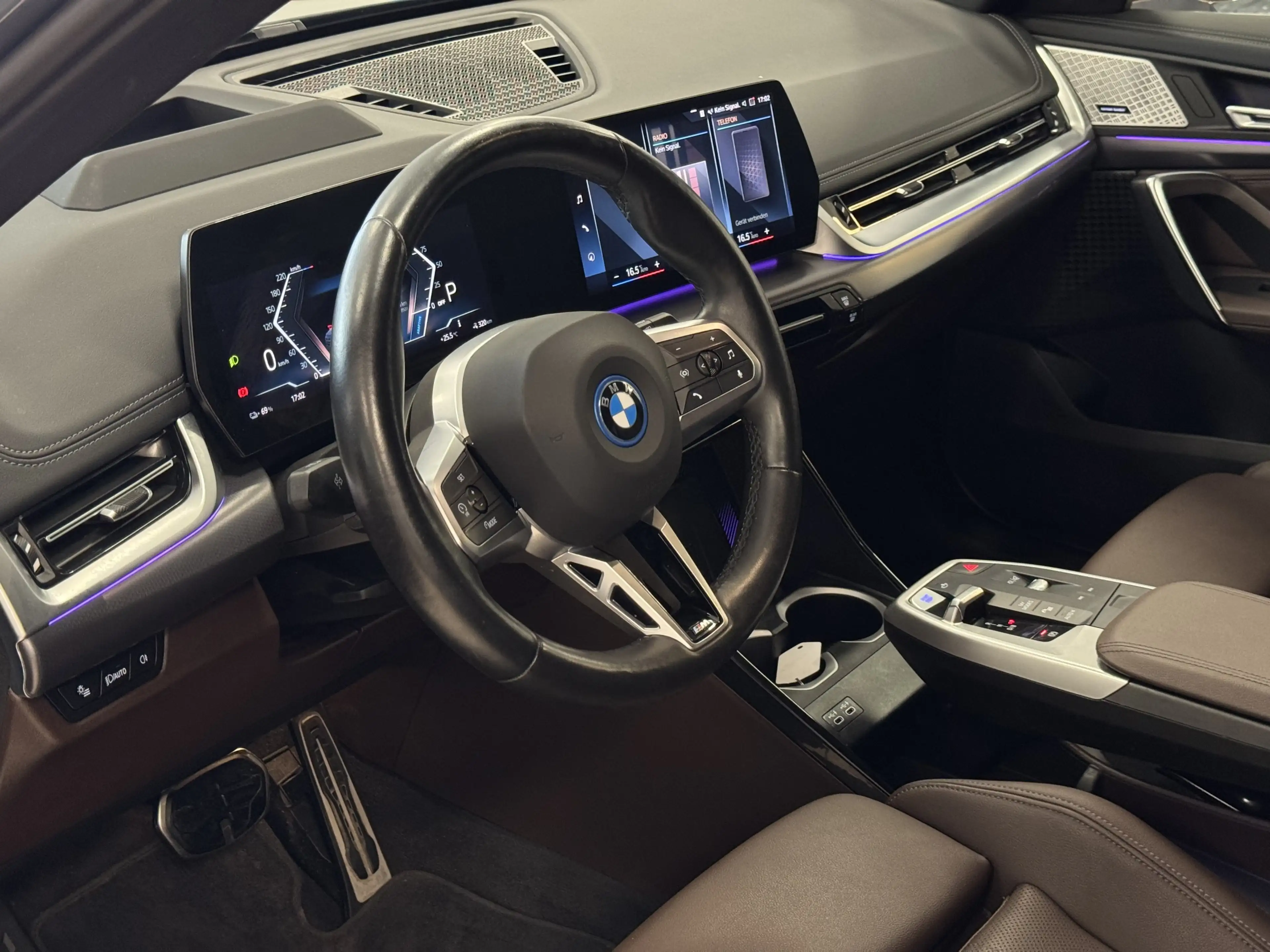 BMW X1 30 xDrive M-Paket*HUD*Leder*LED*ACC*Memory — photo 10