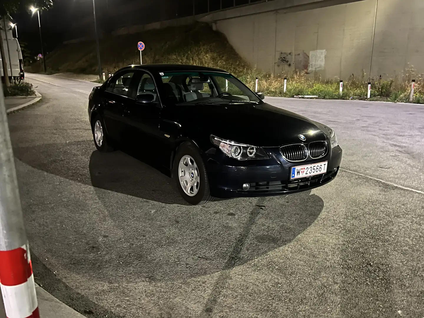BMW 525 525i Österreich-Paket - 2