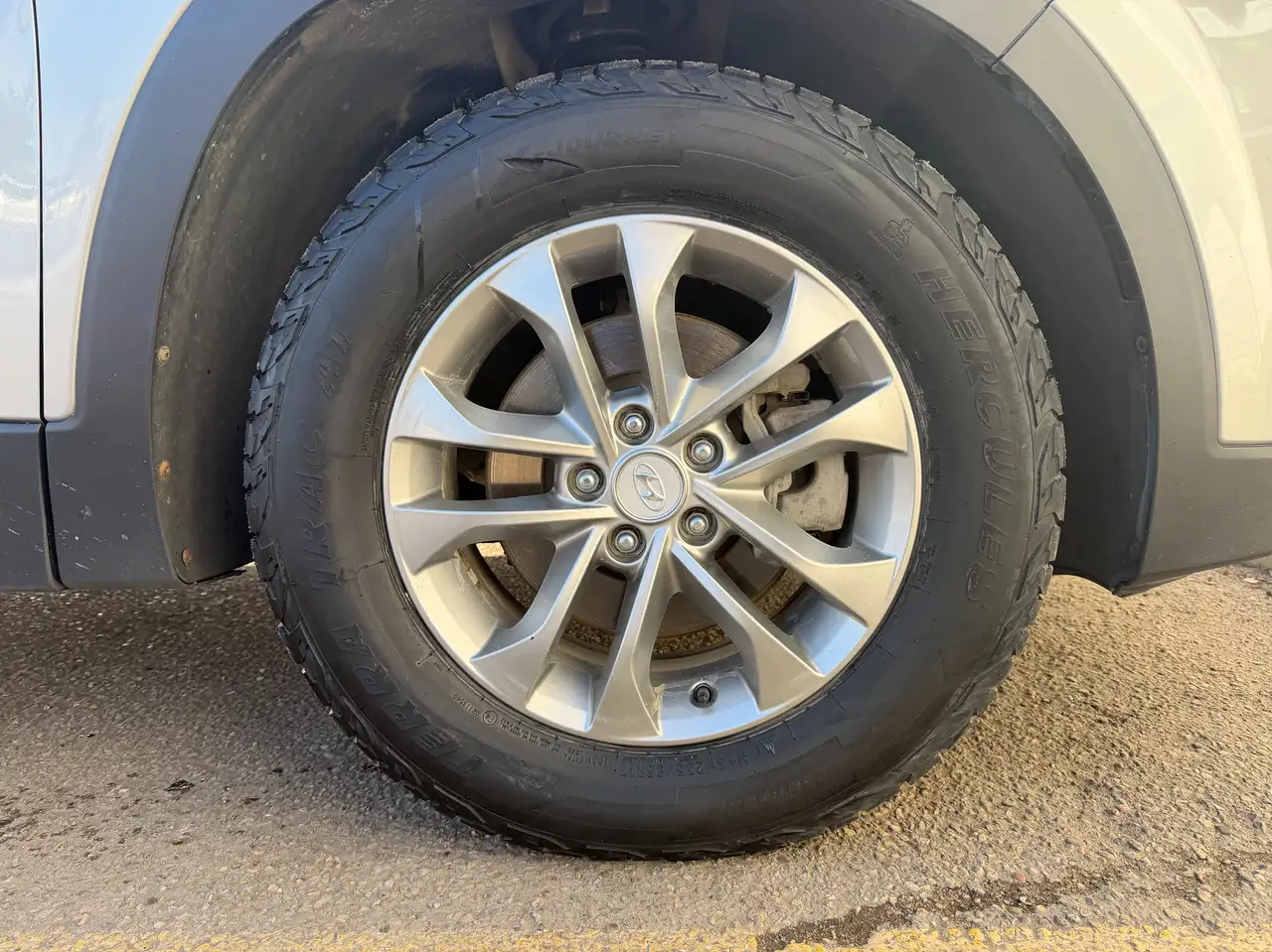 Hyundai SANTA FE снимка Hyundai SANTA FE