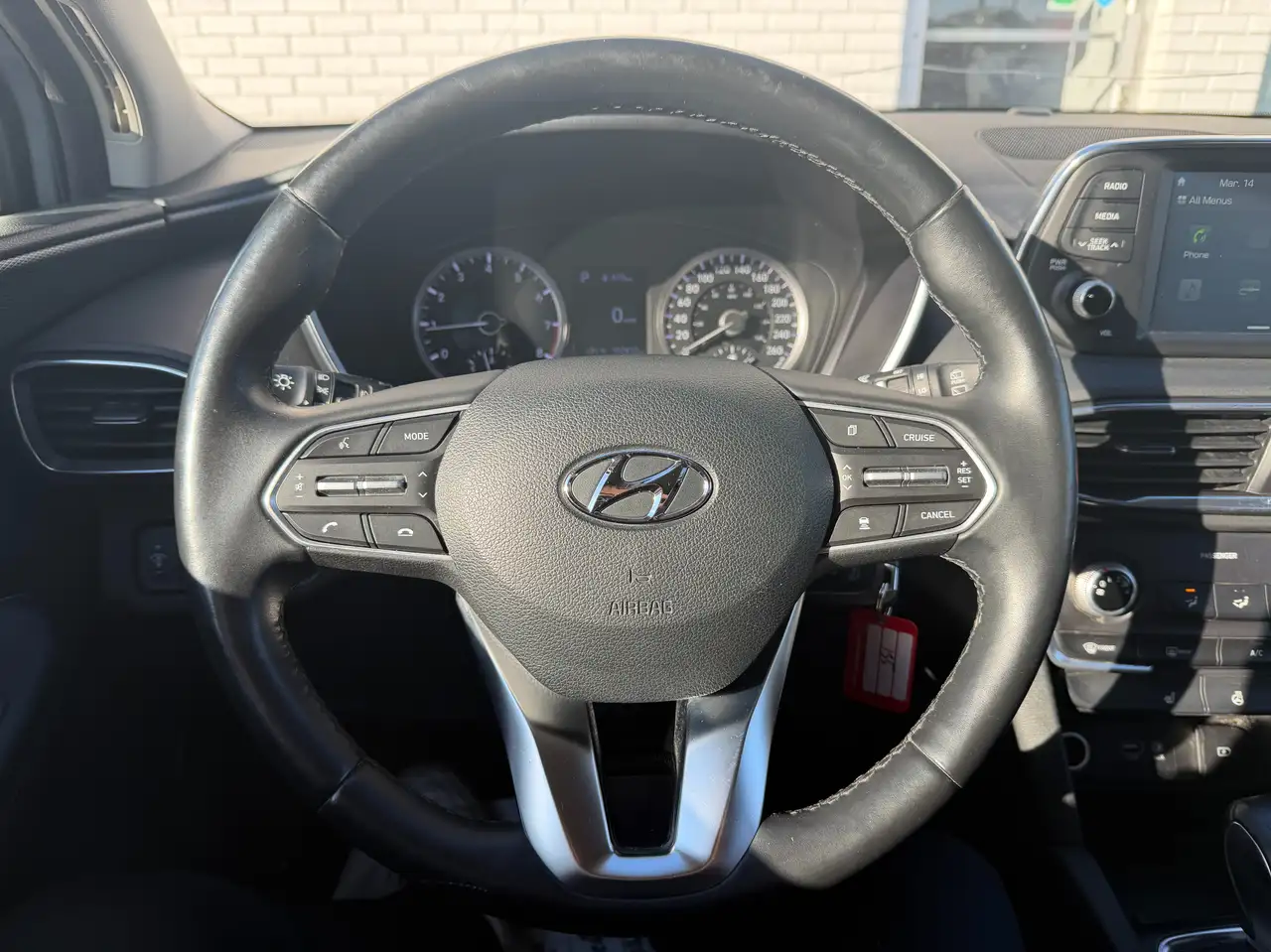 Hyundai SANTA FE снимка Hyundai SANTA FE