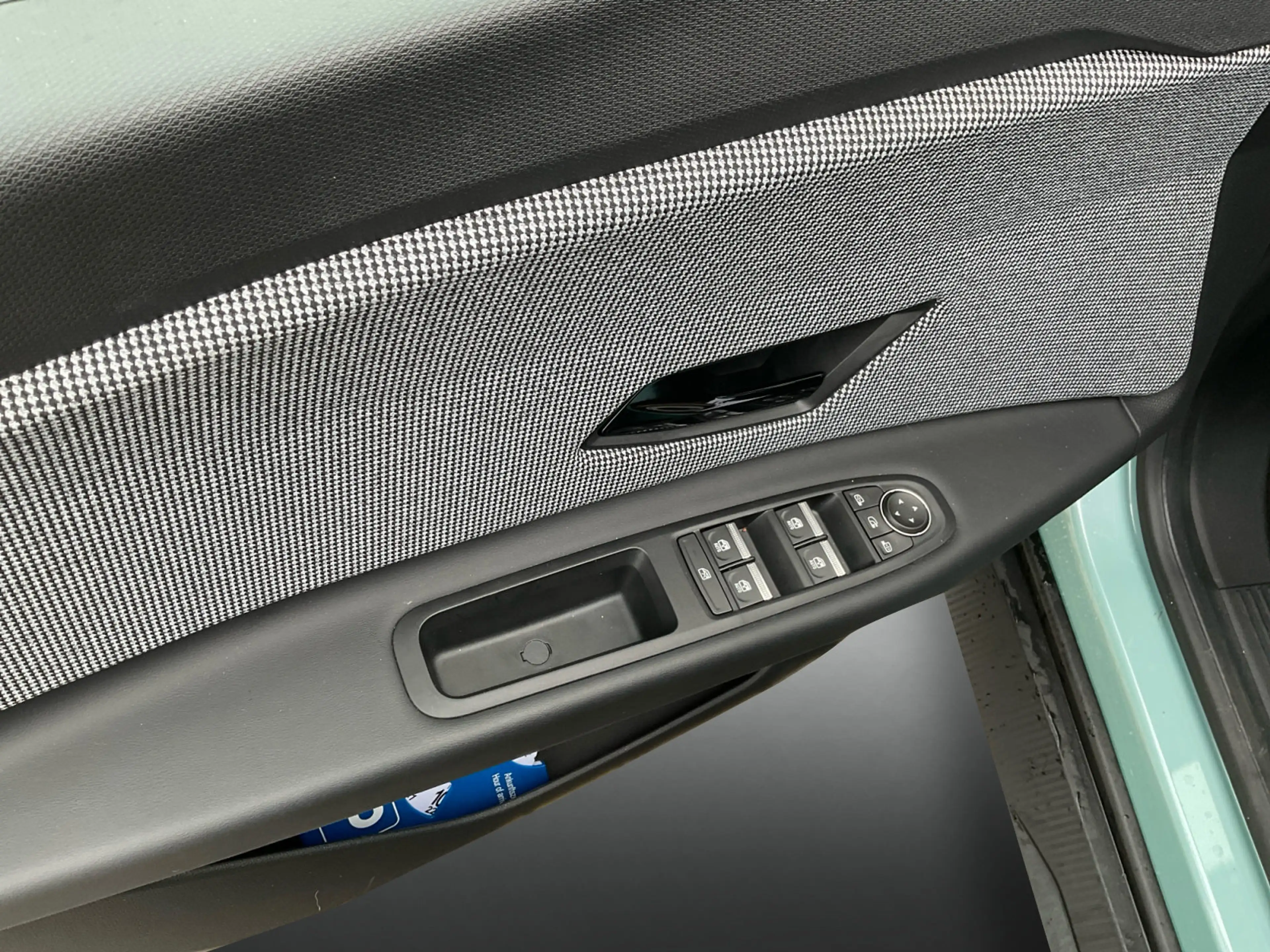 Renault R 4 4 E-Tech elektrisch Iconic 150 Comfort Range ABS — photo 14