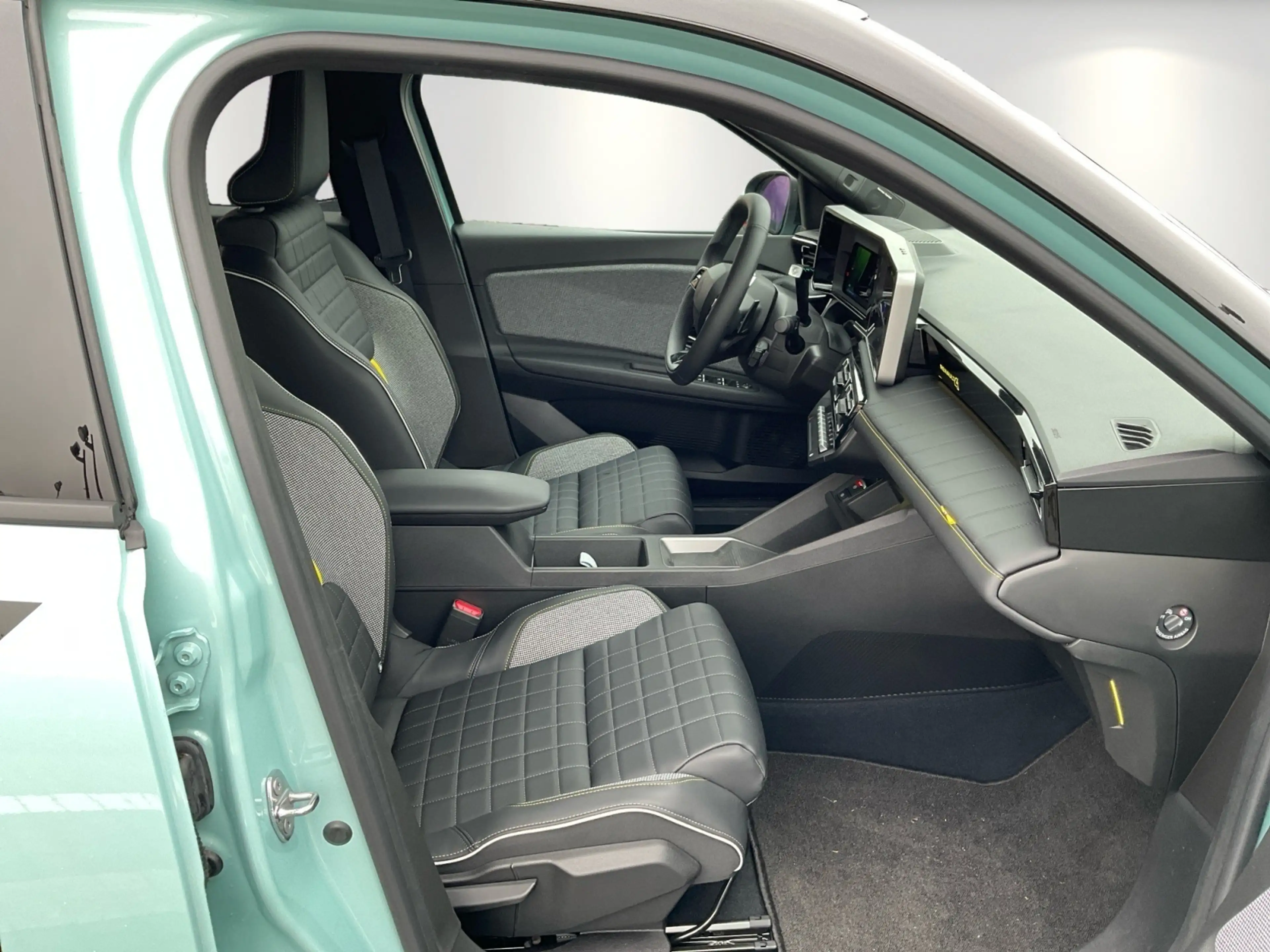 Renault R 4 4 E-Tech elektrisch Iconic 150 Comfort Range ABS — photo 15