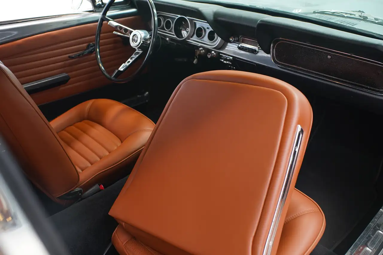 Ford Mustang TOP Restaurierung H-Zulassung Automatik, foto 8