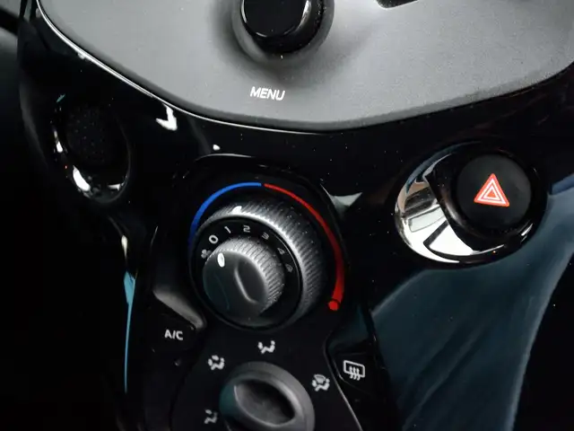 Citroen C1 view 12