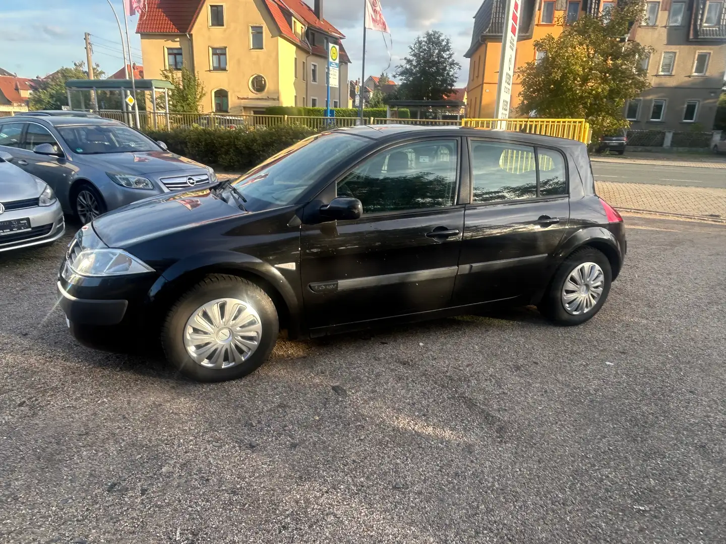 Renault Megane Megane Fließheck  5-Türer 1.6 Schwarz - 2