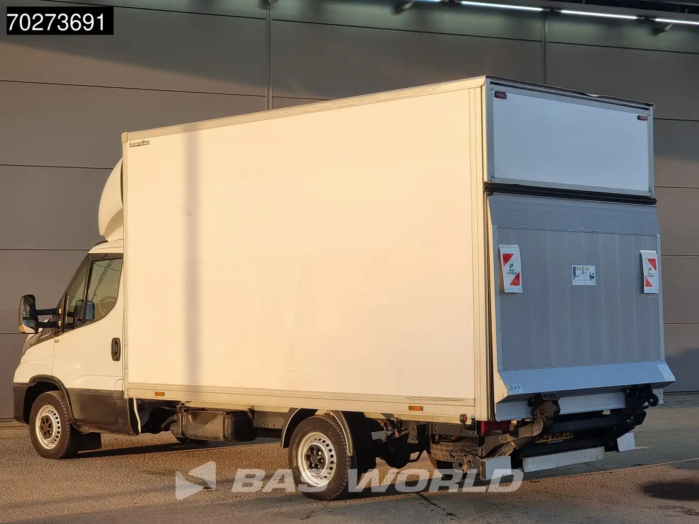 Iveco Daily 35S14 Automaat Laadklep Zijdeur Bakwagen Airco Cru Wit - 2