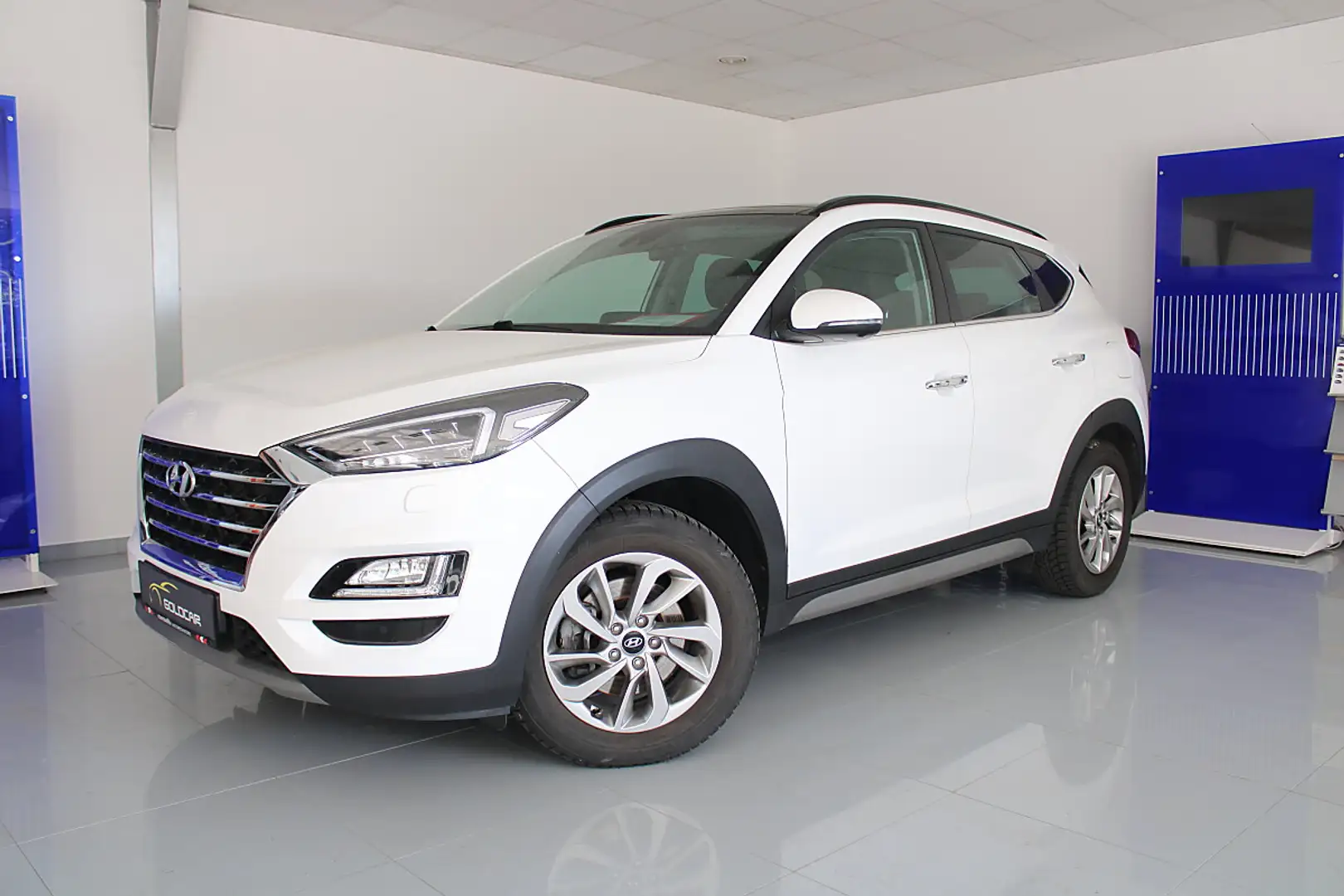 Hyundai TUCSON Tucson 1,6 CRDI 4WD Level 6 DCT Aut. *Vollausst... Weiß - 2