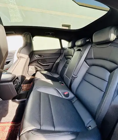 Porsche Taycan 4 Cross Turismo 83,7kWh Ansicht 26