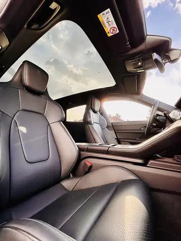 Porsche Taycan 4 Cross Turismo 83,7kWh Ansicht 12