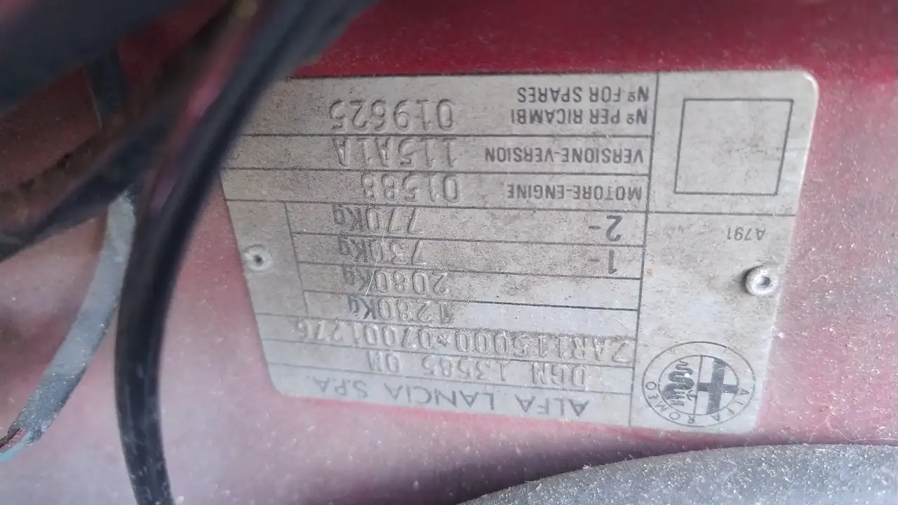 Alfa Romeo Spider 2.0 my90, foto 11