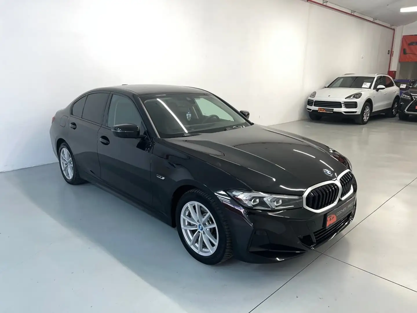 BMW 320 320e Negro - 2