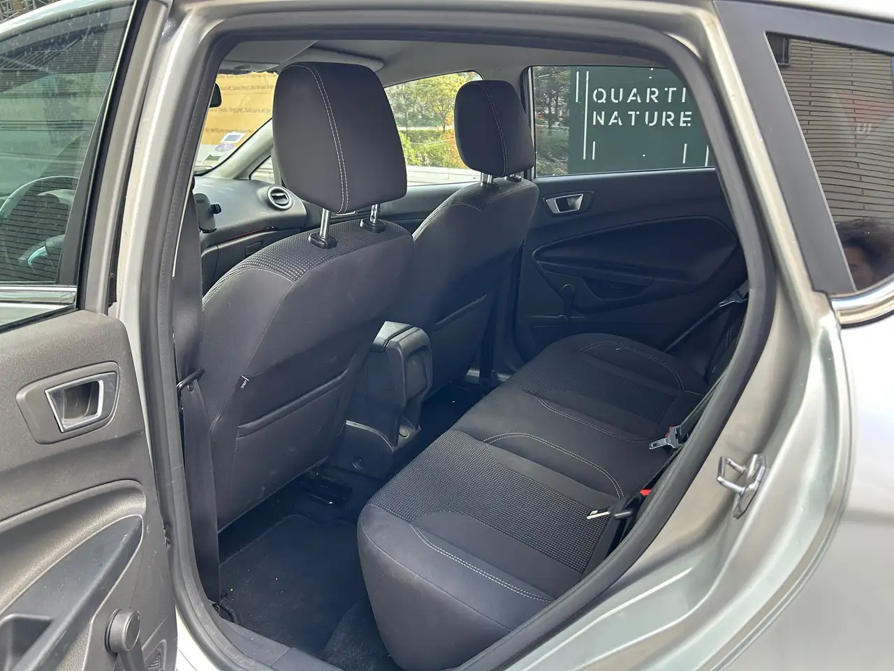 Ford Fiesta 5 portes — photo 13