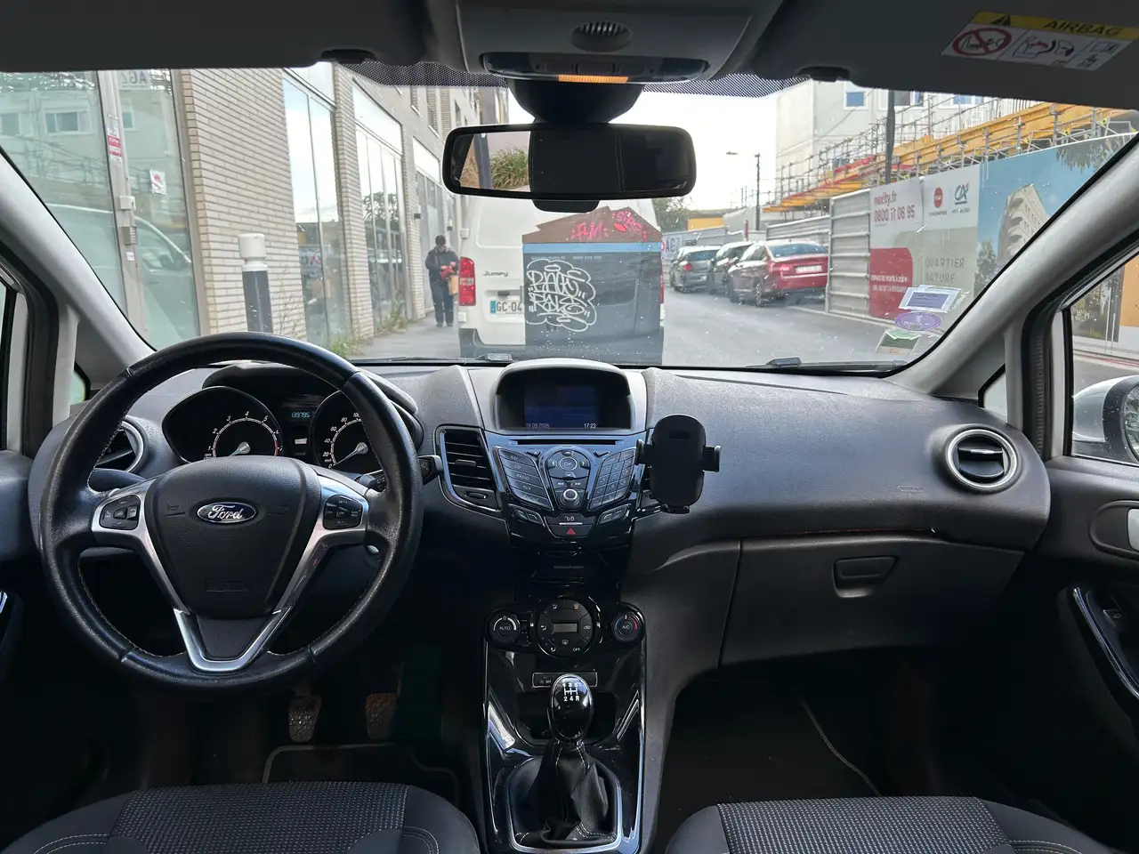 Ford Fiesta 5 portes — photo 11