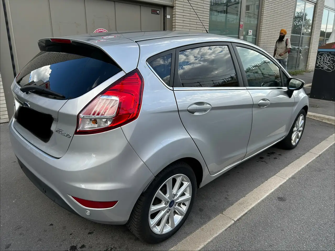 Ford Fiesta 5 portes — photo 6