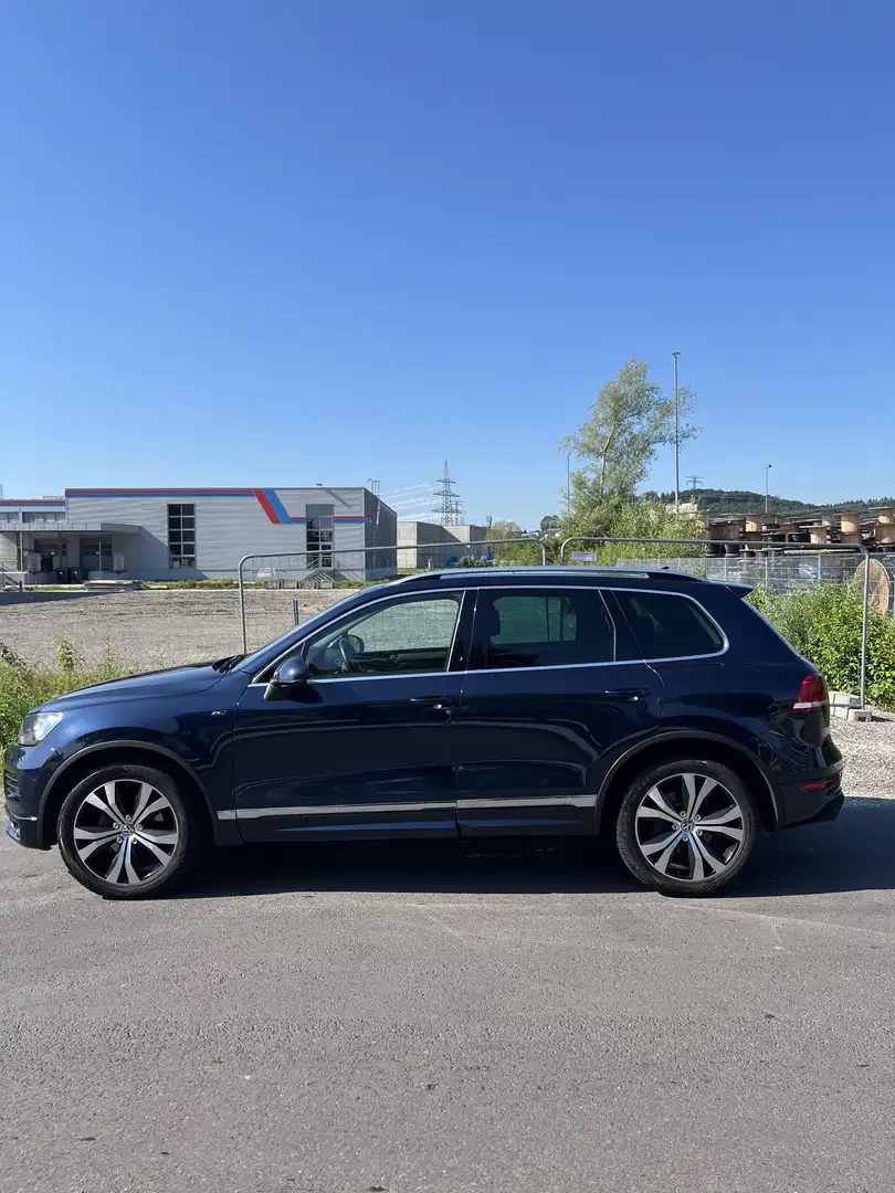 Volkswagen Touareg Sky V6 TDI BMT 4Motion Aut. Blau - 2