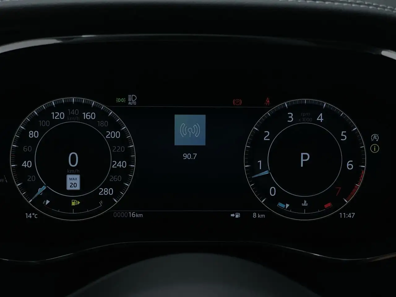 Jaguar F-Pace снимка Jaguar F-Pace