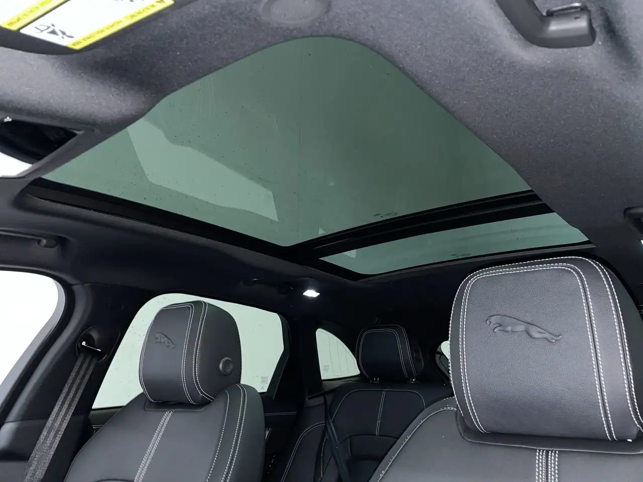 Jaguar F-Pace снимка Jaguar F-Pace