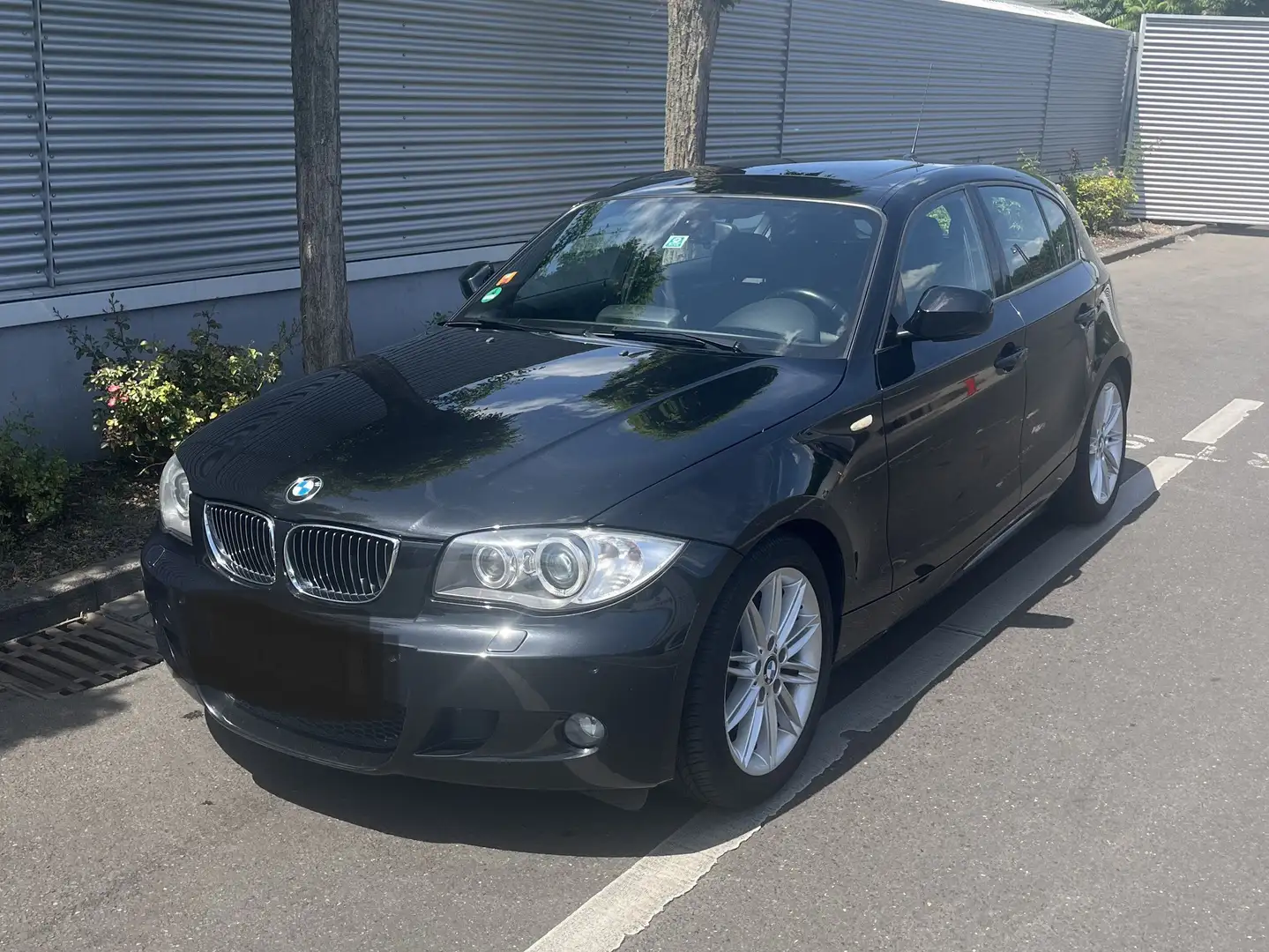 BMW 130 6-Zylinder | M-Paket | Leder | Schalter | Scheck - 1