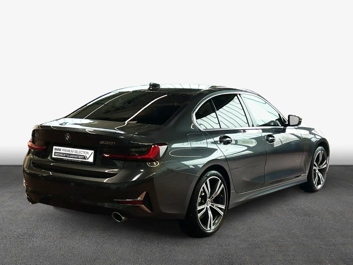 BMW 330 i xDrive Aut. Luxury Line Laser Glasdach AHK Grau - 2