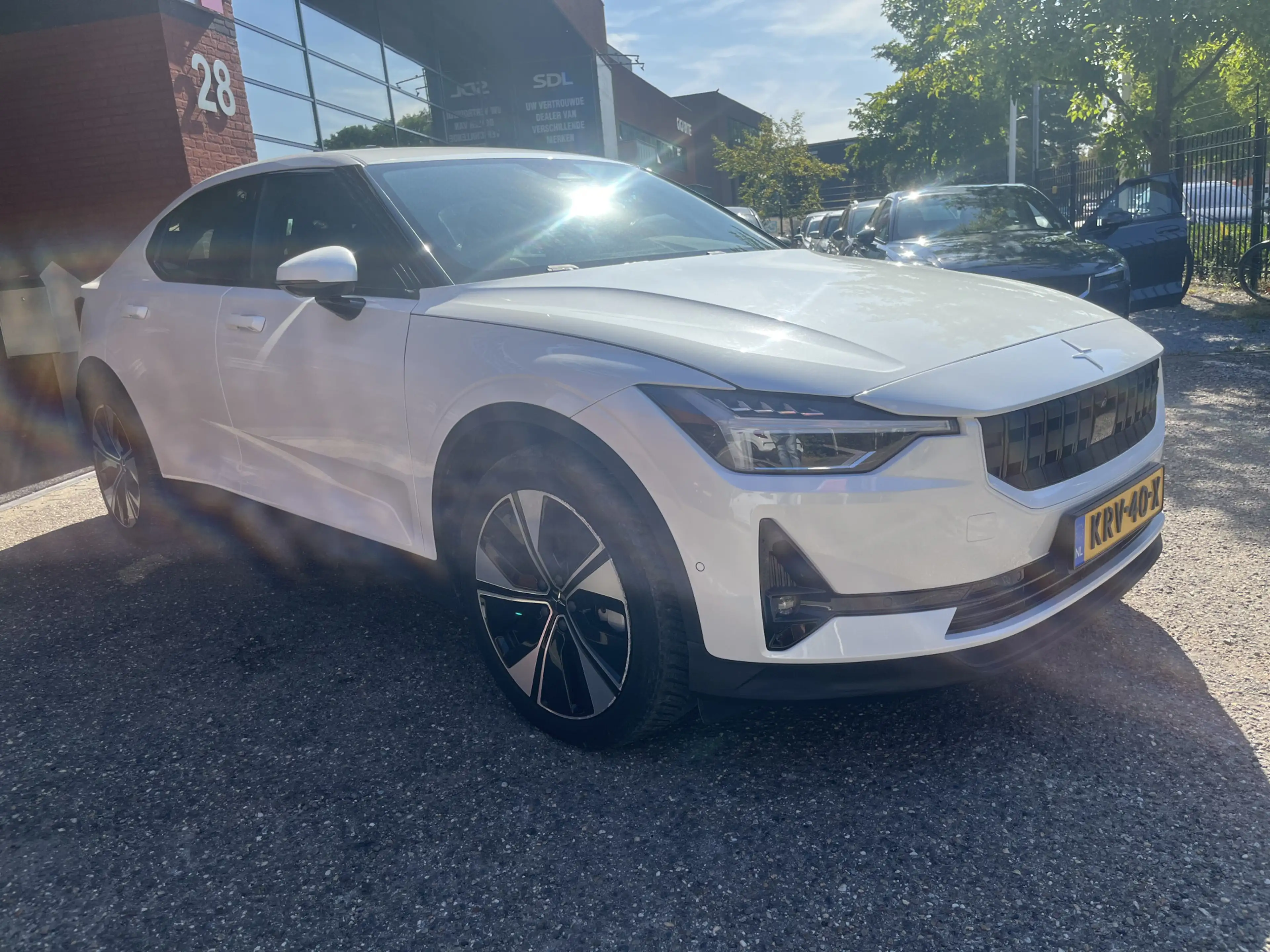 Polestar 2 Long Range Single Motor 78 kWh // DODEHOEK // 360 — photo 9