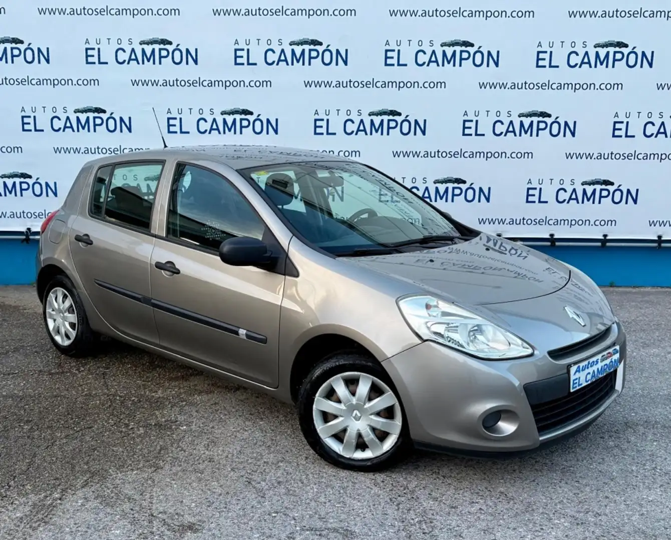 Renault Clio 1.2 Yahoo Beige - 2