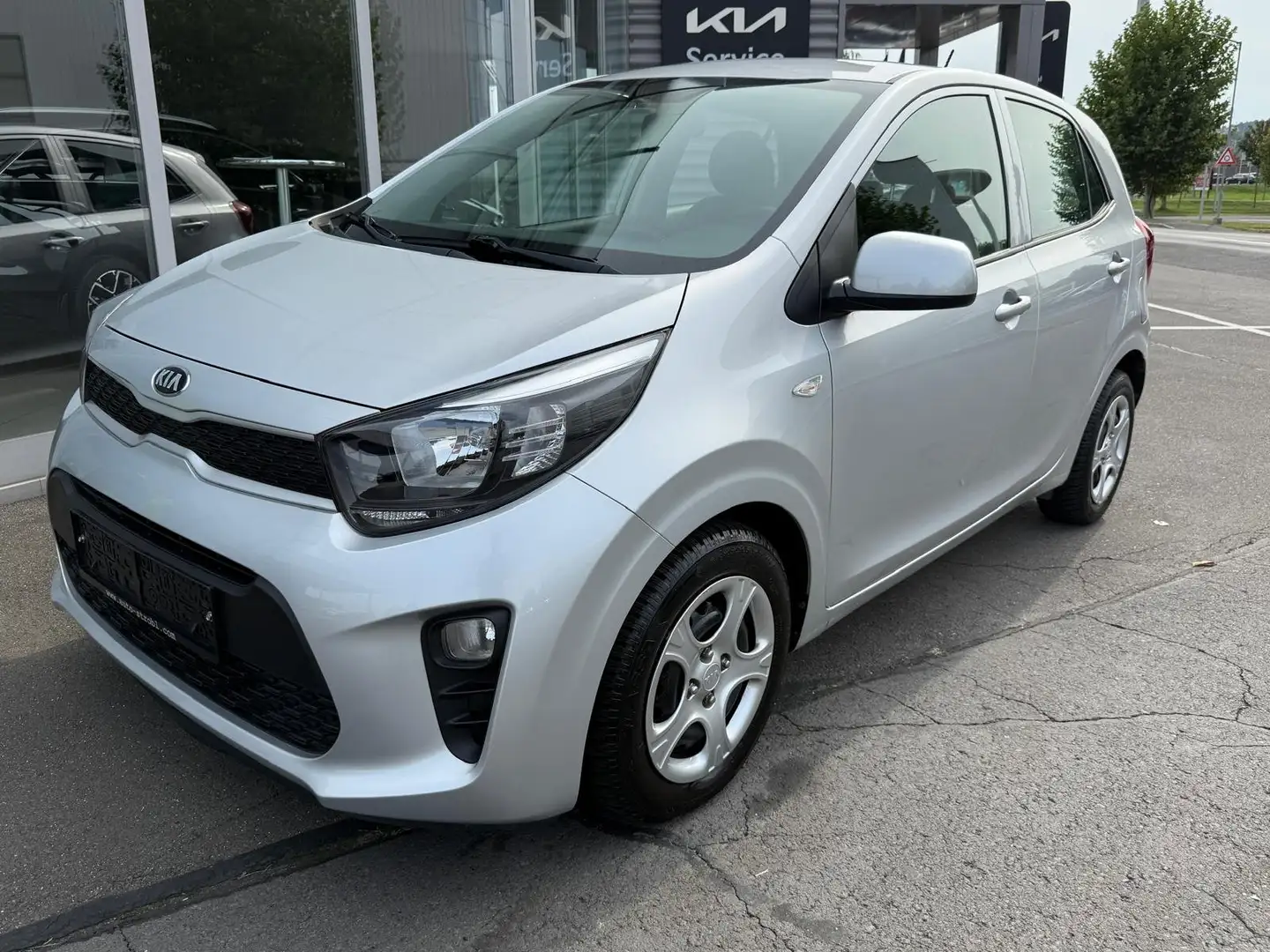 Kia Picanto 1,0 MPI Titan *Nur 8.000km* Silber - 1