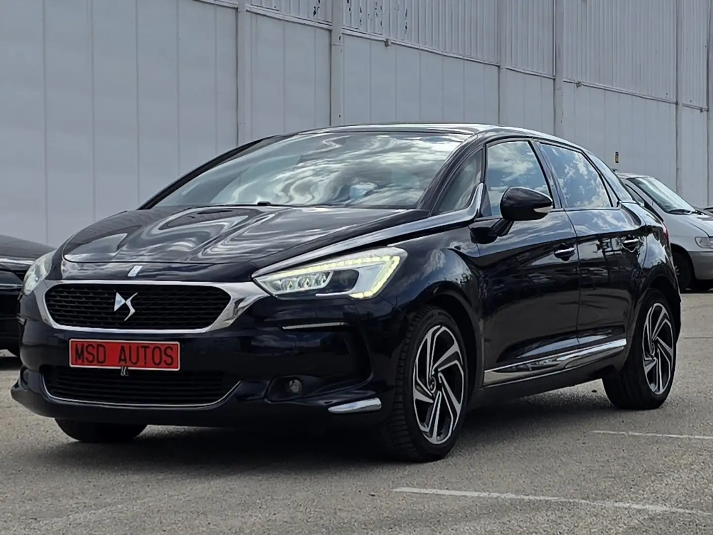 DS Automobiles DS 5 2.0BlueHDi S&S Sport EAT6 180 Negro - 2