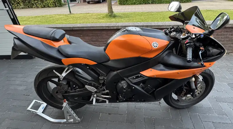 Yamaha YZF-R1 - foto 3
