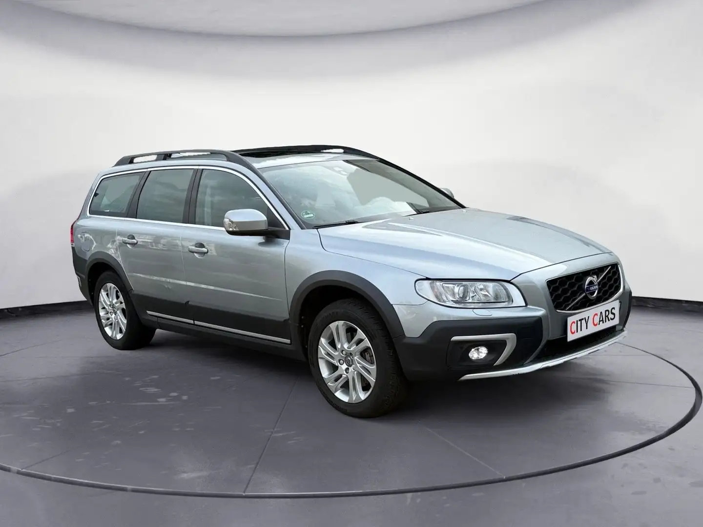 Volvo XC70 XC70 Momentum 2WD Navi Leder Xenon Silber - 2