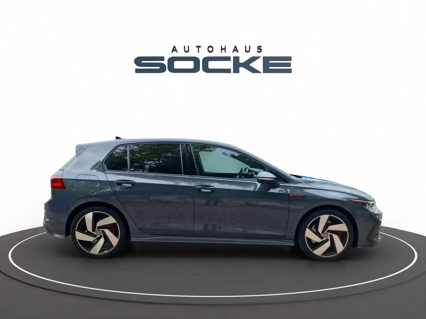 Volkswagen Golf VIII 2.0 TSI GTI DSG/AHZV/Matrix Gris - 2